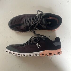 Women’s On Cloud Running Sneaker